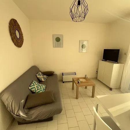 5 Min De La A Pieds,plage Richelieu,le Cap D Agde,pour 2ou 4pers